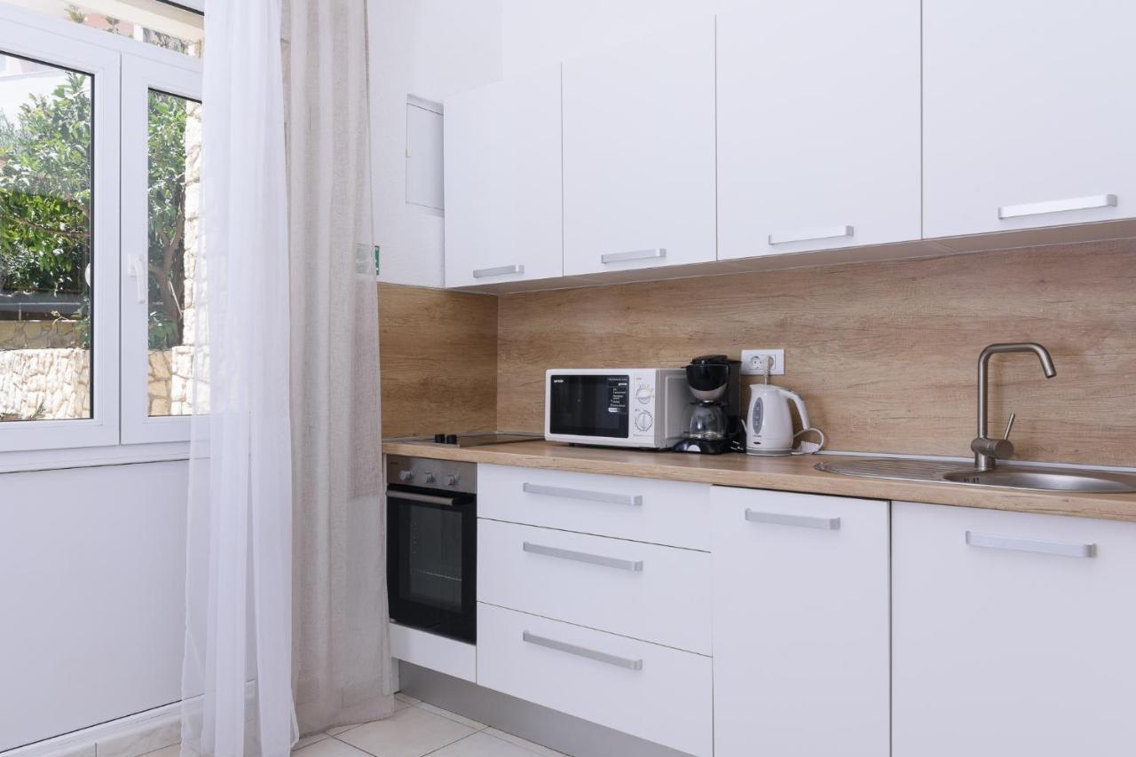 Apartmani Suki Trogir Exteriör bild