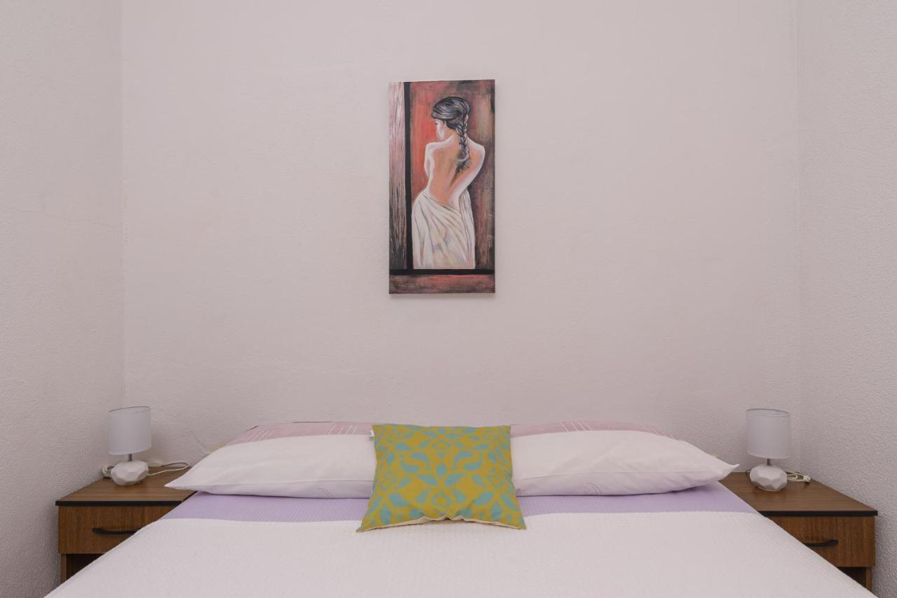 Apartmani Suki Trogir Exteriör bild