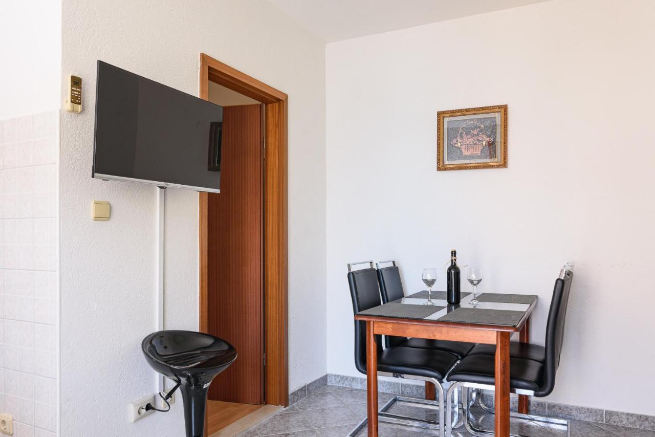 Apartmani Suki Trogir Exteriör bild